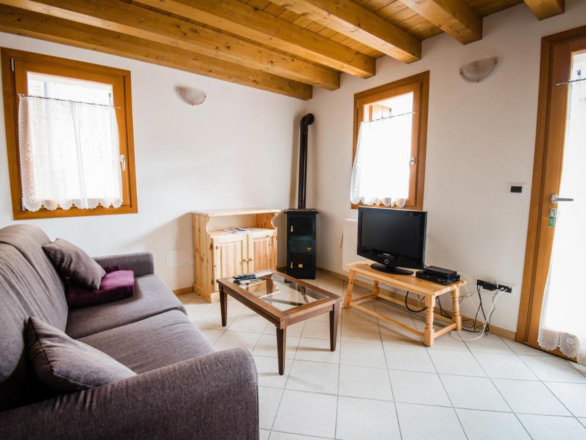 Holiday Home Albergo Diffuso - Cjasa Paron Cilli By Interhome Barcis Bagian luar foto